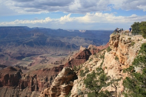 The south rim lookout over the Grand Canyon - can you spot the tourists?