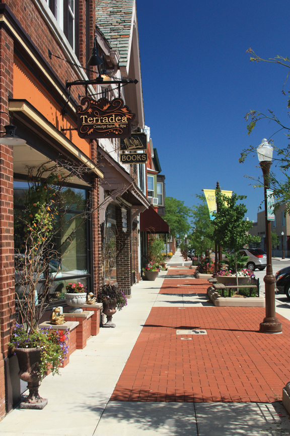 Downtown Wausau River District - Image courtesy of Wausau Convention and Visitors Bureau